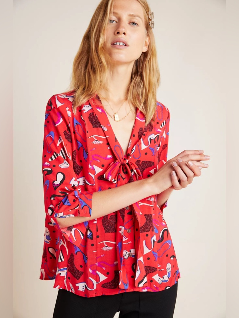 Anthropologie Maeve Rory Tie-Neck Blouse Shoe Print Romantic Blouse size 8‎ Red